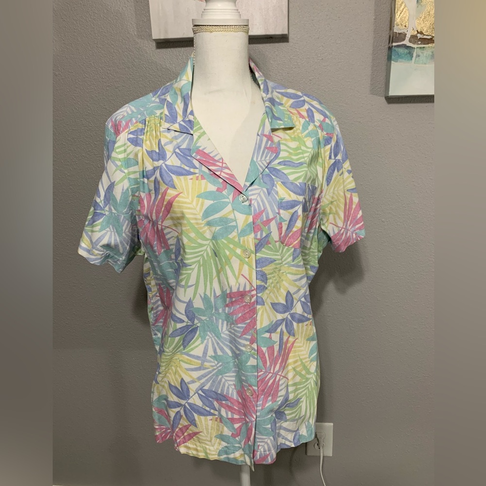 Fun! Colorful tropical blouse!